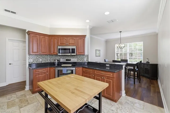 9361 Alamander Ct 401, Fort Myers, Florida 33919