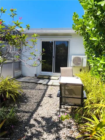 618 107th Ave N, Naples, Florida 34108