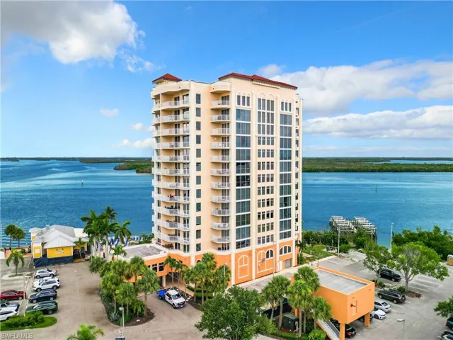 Lovers Key Beach Club & Resort and Flippers