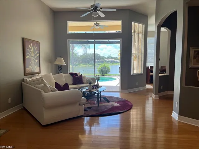 3518  Ocean Bluff  CT, Naples, FL 34120