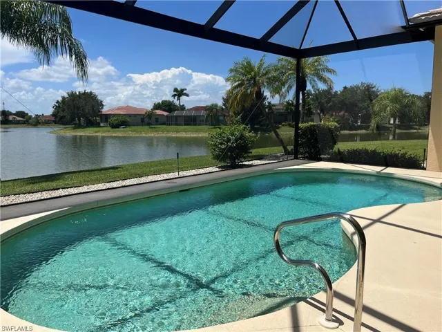3518  Ocean Bluff  CT, Naples, FL 34120