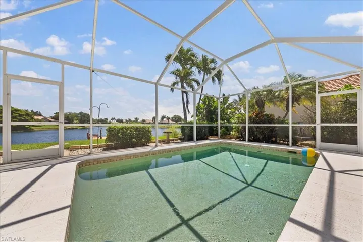 10848 Longshore Way W, Naples, Florida 34119