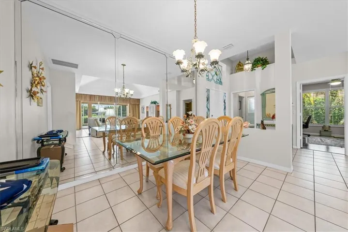10848 Longshore Way W, Naples, Florida 34119