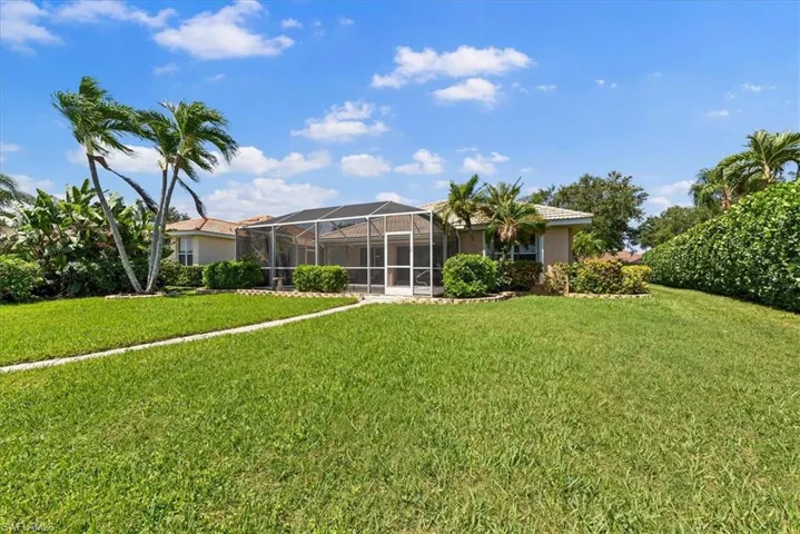 10848 Longshore Way W, Naples, Florida 34119