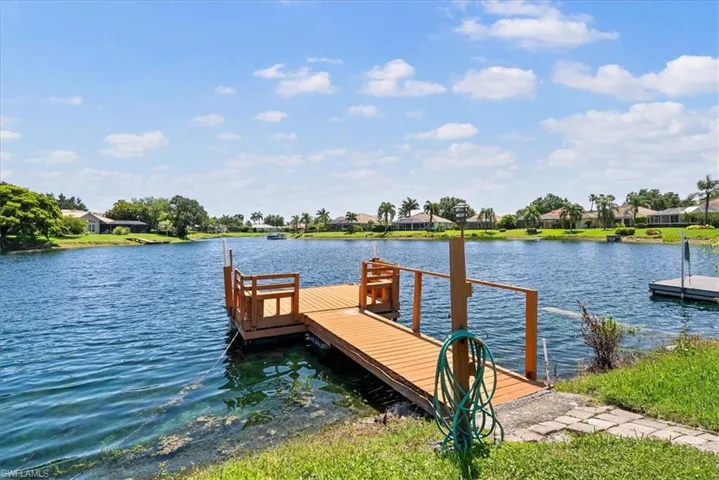 10848 Longshore Way W, Naples, Florida 34119