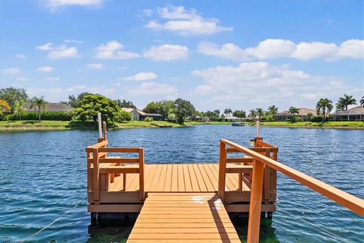 10848 Longshore Way W, Naples, Florida 34119