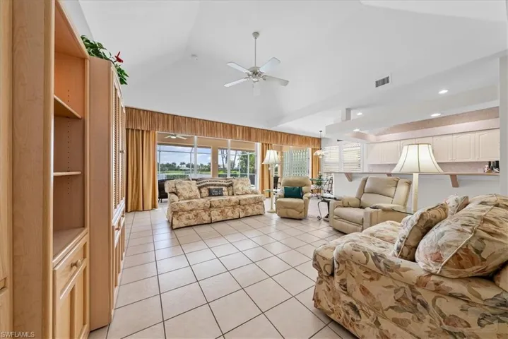 10848 Longshore Way W, Naples, Florida 34119