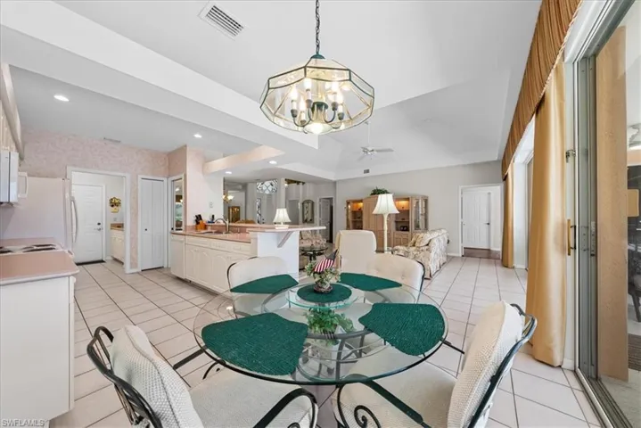 10848 Longshore Way W, Naples, Florida 34119