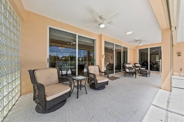 10848 Longshore Way W, Naples, Florida 34119