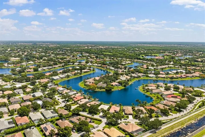 10848 Longshore Way W, Naples, Florida 34119