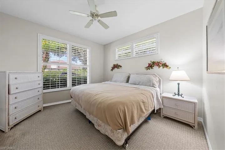10848 Longshore Way W, Naples, Florida 34119