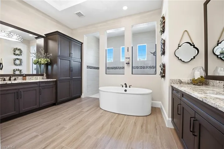 6044 Plana Cays Dr, Naples, Florida 34113