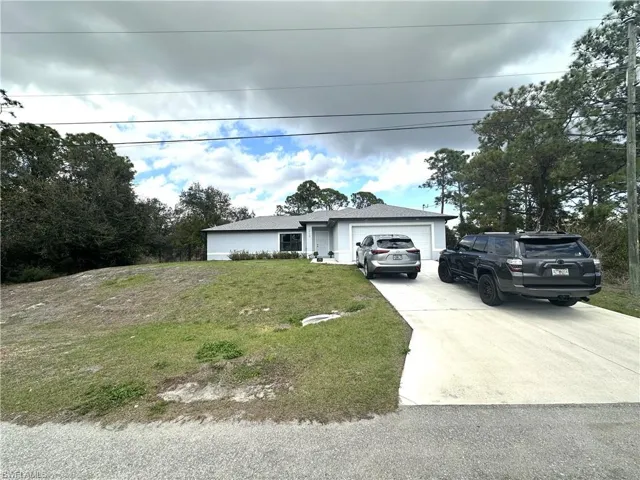 3710 38th St Sw, Lehigh Acres, Florida 33976