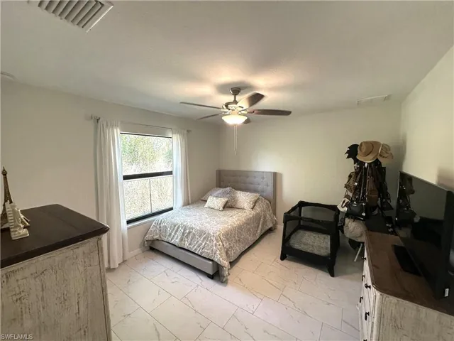 3710 38th St Sw, Lehigh Acres, Florida 33976