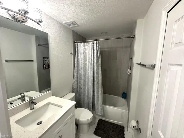 3710 38th St Sw, Lehigh Acres, Florida 33976