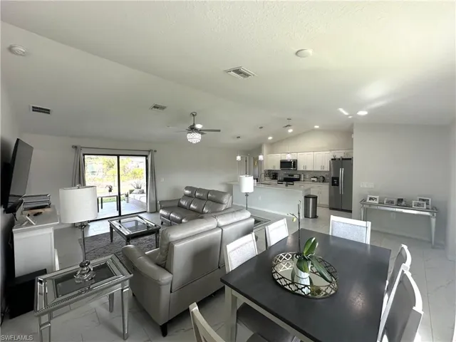 3710 38th St Sw, Lehigh Acres, Florida 33976
