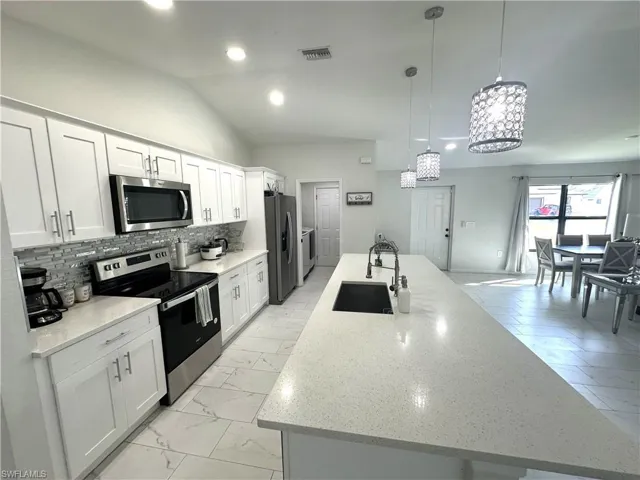 3710 38th St Sw, Lehigh Acres, Florida 33976