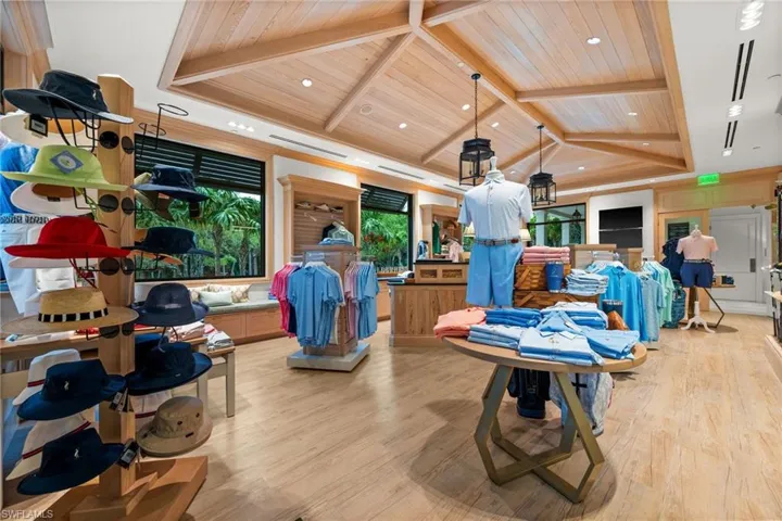 Golf Shop