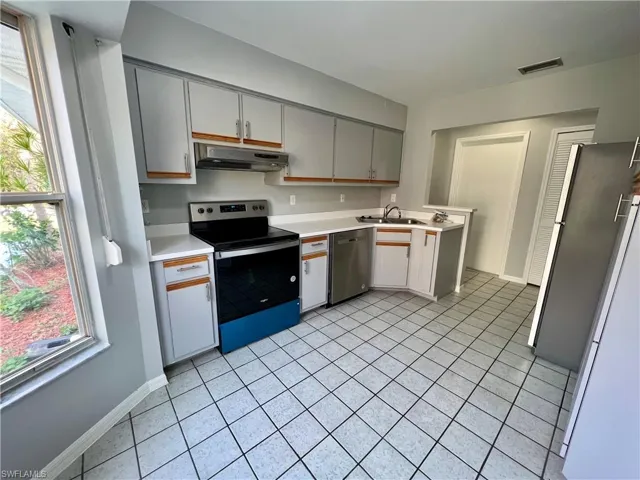 1927  Golfside Village  DR, Lehigh Acres, FL 33936