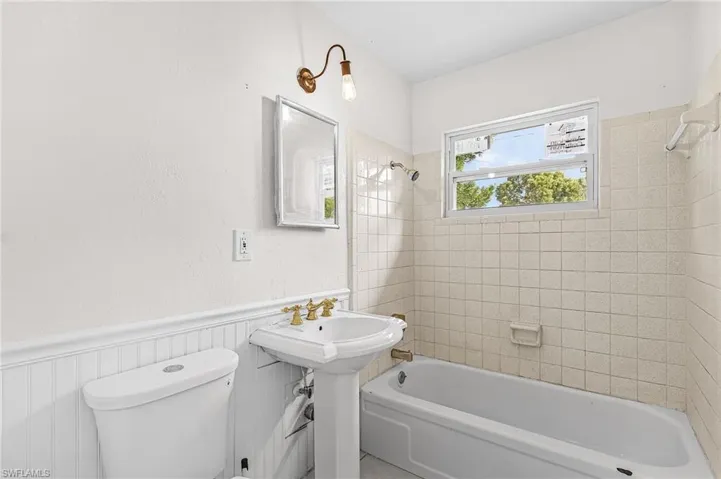 24 Andros St, Lehigh Acres, Florida 33936
