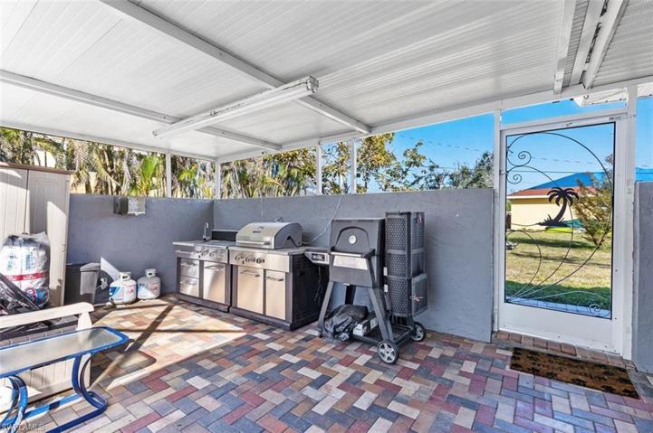 Outdoor Kitchen and Grill included