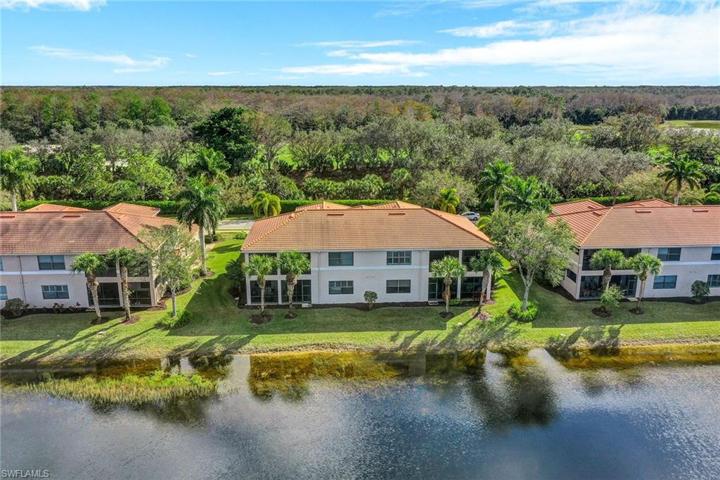 10482 Smokehouse Bay DR # 201, NAPLES FL 34120