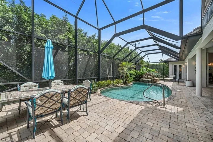 649 Bow Line Dr, Naples, Florida 34103
