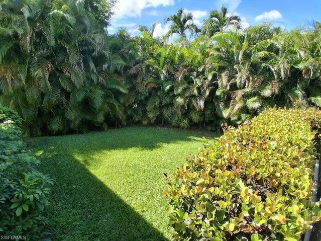 1909 Fairfax Cir, Naples, Florida 34109