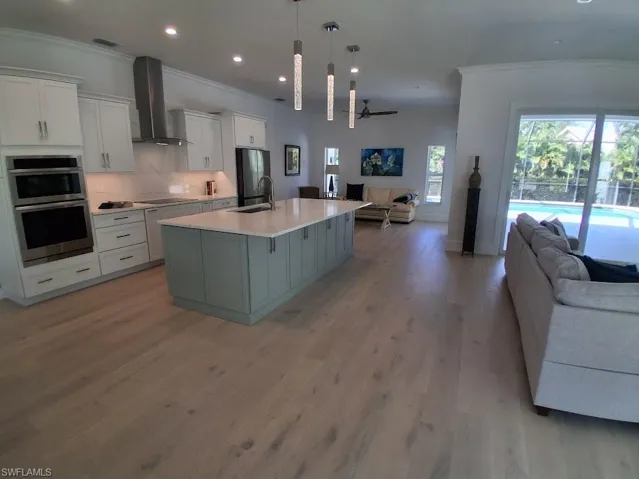 1909 Fairfax Cir, Naples, Florida 34109