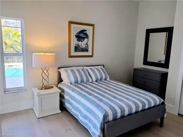1909 Fairfax Cir, Naples, Florida 34109