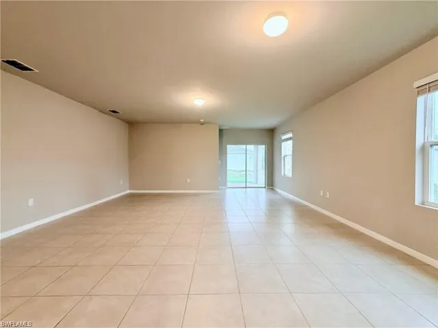 17541  Lee  RD, Fort Myers, FL 33967
