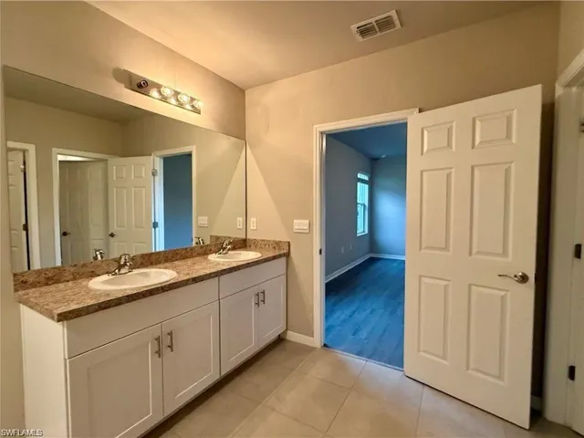 17541  Lee  RD, Fort Myers, FL 33967