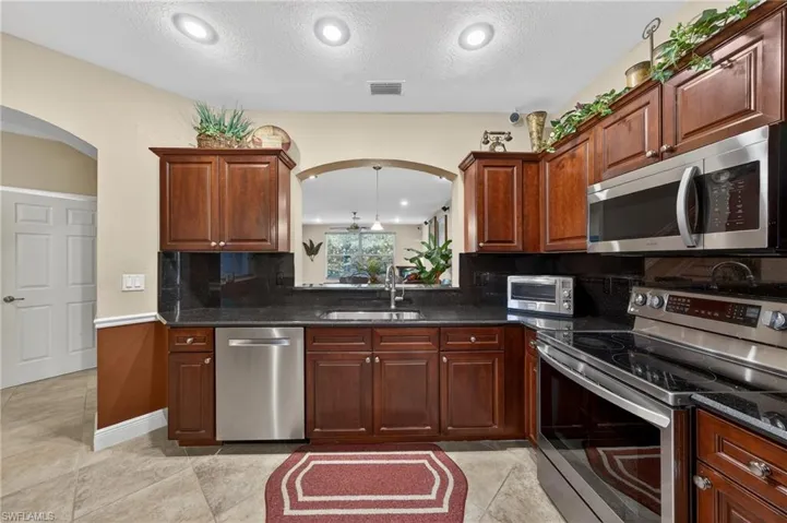 17560 Brickstone Loop, Fort Myers, Florida 33967