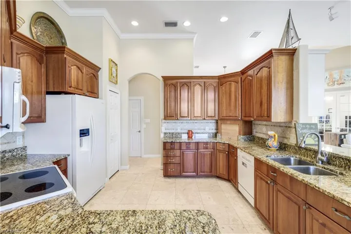 15930 Catalpa Cove Dr, Fort Myers, Florida 33908