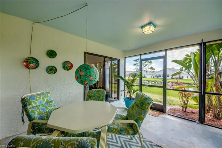 LANAI OVERLOOKING LAKE