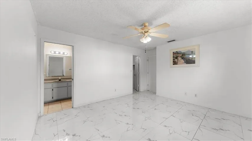 1717 Se 11th Ter, Cape Coral, Florida 33990