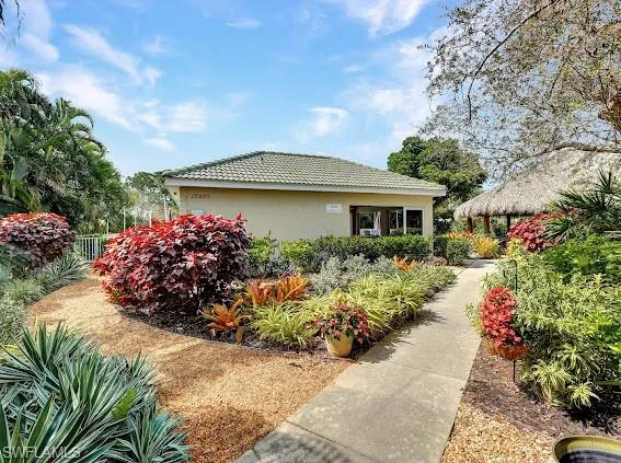 15445 Cedarwood Ln # 104, Naples Fl 34110