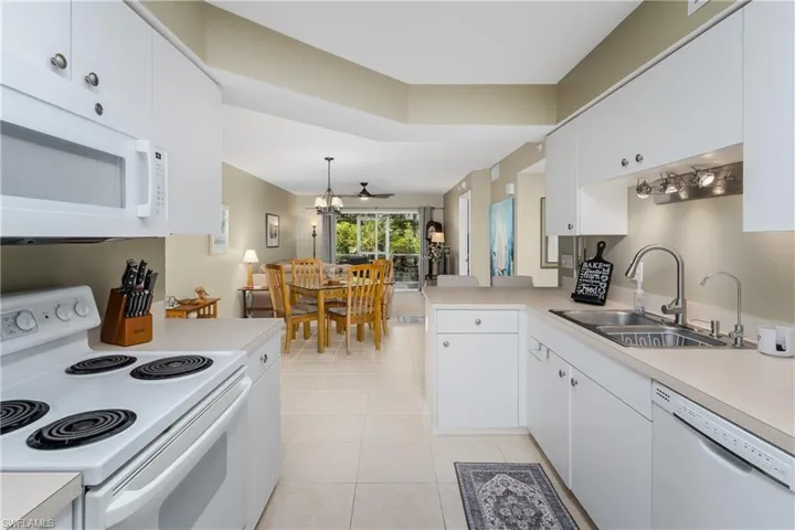 15445 Cedarwood Ln # 104, Naples Fl 34110