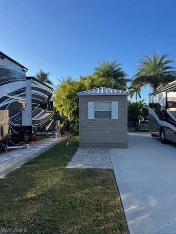 10342 Prairie Iris Trl, Fort Myers, Florida 33905