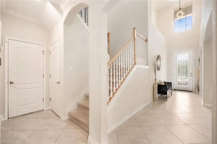 2284 Dancy St, Naples, Florida 34120