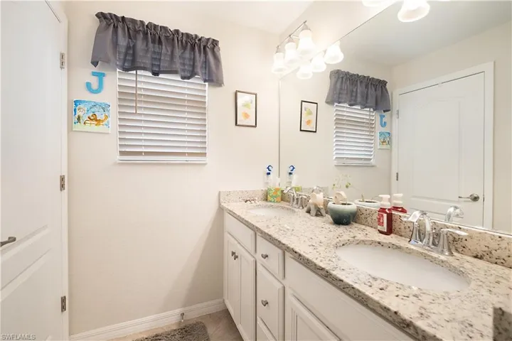 2284 Dancy St, Naples, Florida 34120