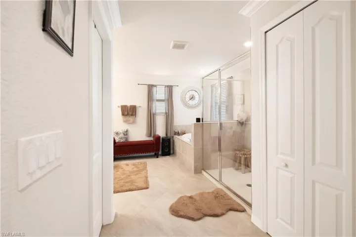 2284 Dancy St, Naples, Florida 34120