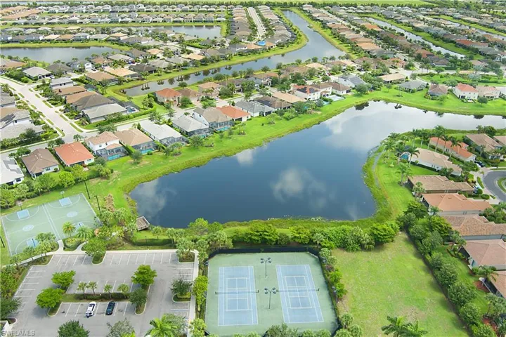 2284 Dancy St, Naples, Florida 34120