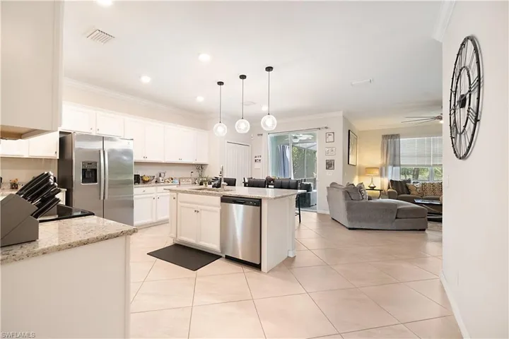 2284 Dancy St, Naples, Florida 34120