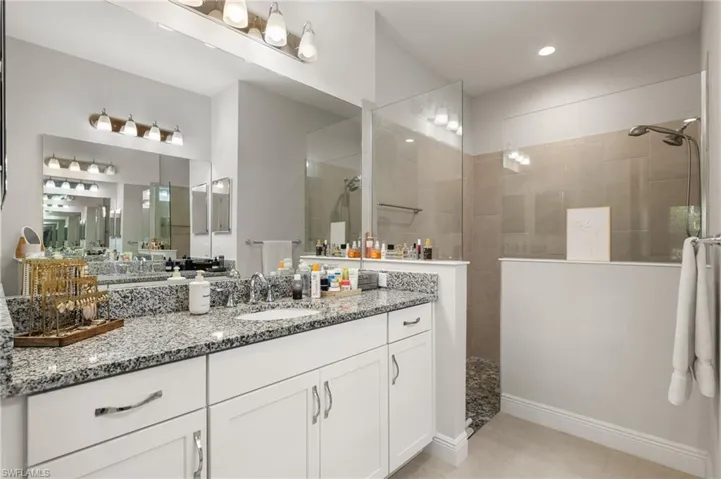 11755  Solano  DR, Fort Myers, FL 33966