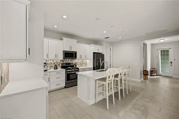 11755  Solano  DR, Fort Myers, FL 33966