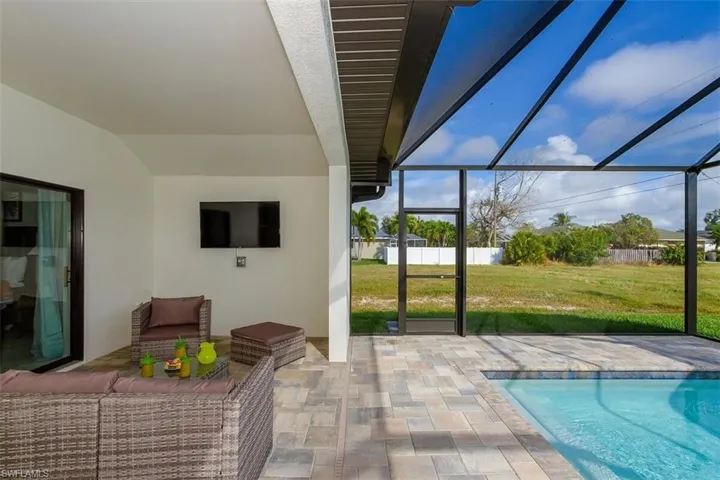 5415 Agualinda Blvd, Cape Coral, Florida 33914