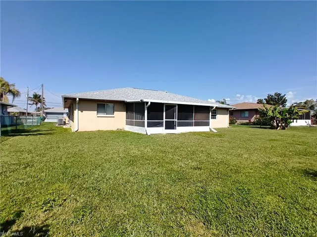 1326 Se 23rd Ter, Cape Coral, Florida 33990