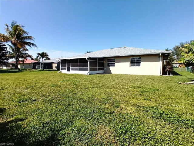 1326 Se 23rd Ter, Cape Coral, Florida 33990