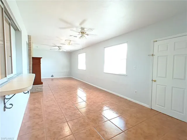 1326 Se 23rd Ter, Cape Coral, Florida 33990